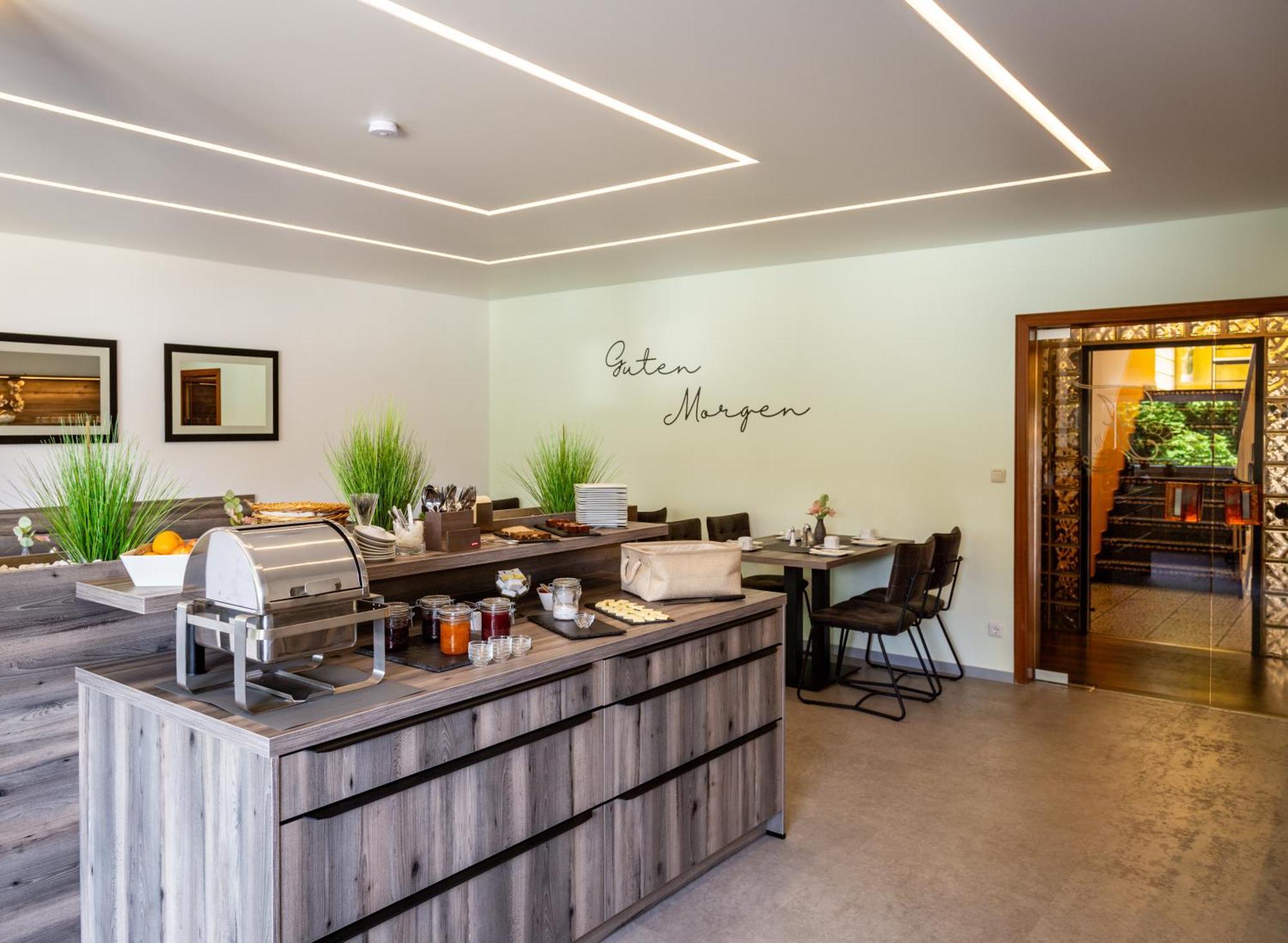 Hotel Schmidt Garni إسن المظهر الخارجي الصورة
