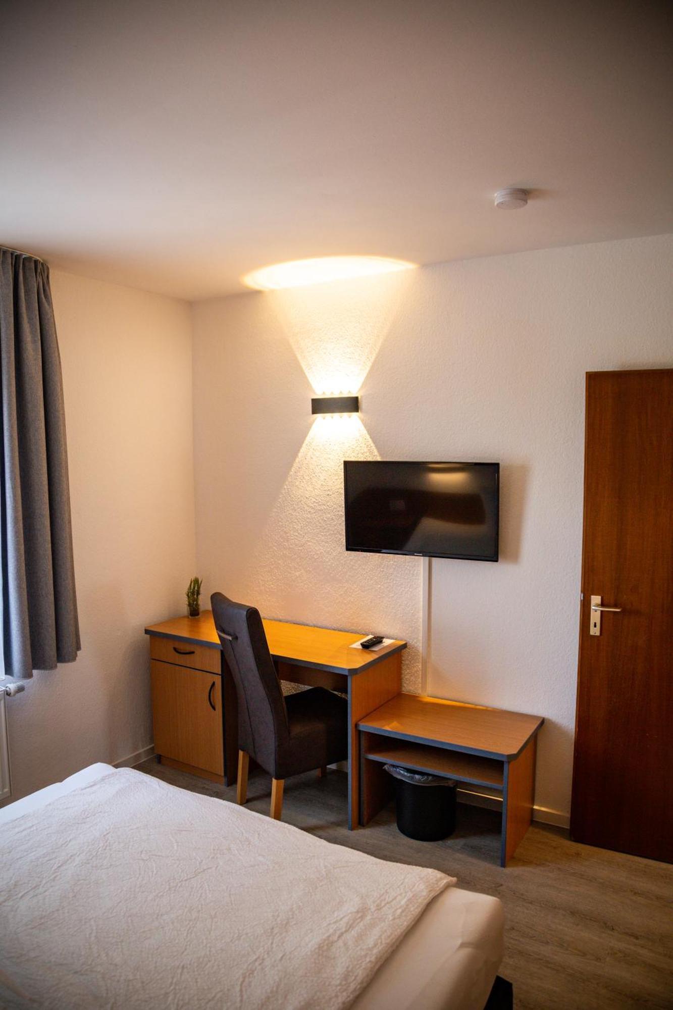 Hotel Schmidt Garni إسن المظهر الخارجي الصورة